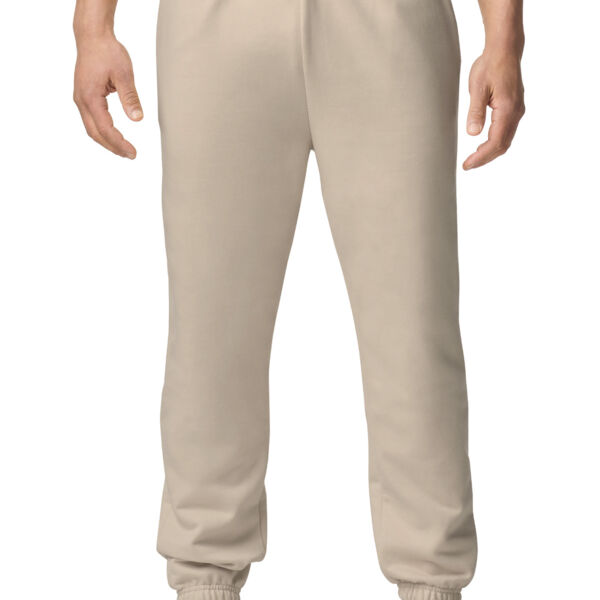 Softstyle ® Midweight Pocket Sweatpants Thumbnail